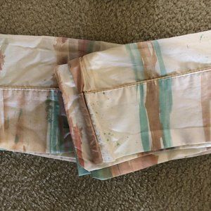 2 VINTAGE CROSCILL BRUSH STROKES SOUTHWEST PASTEL STANDARD PILLOW CASES COTTON